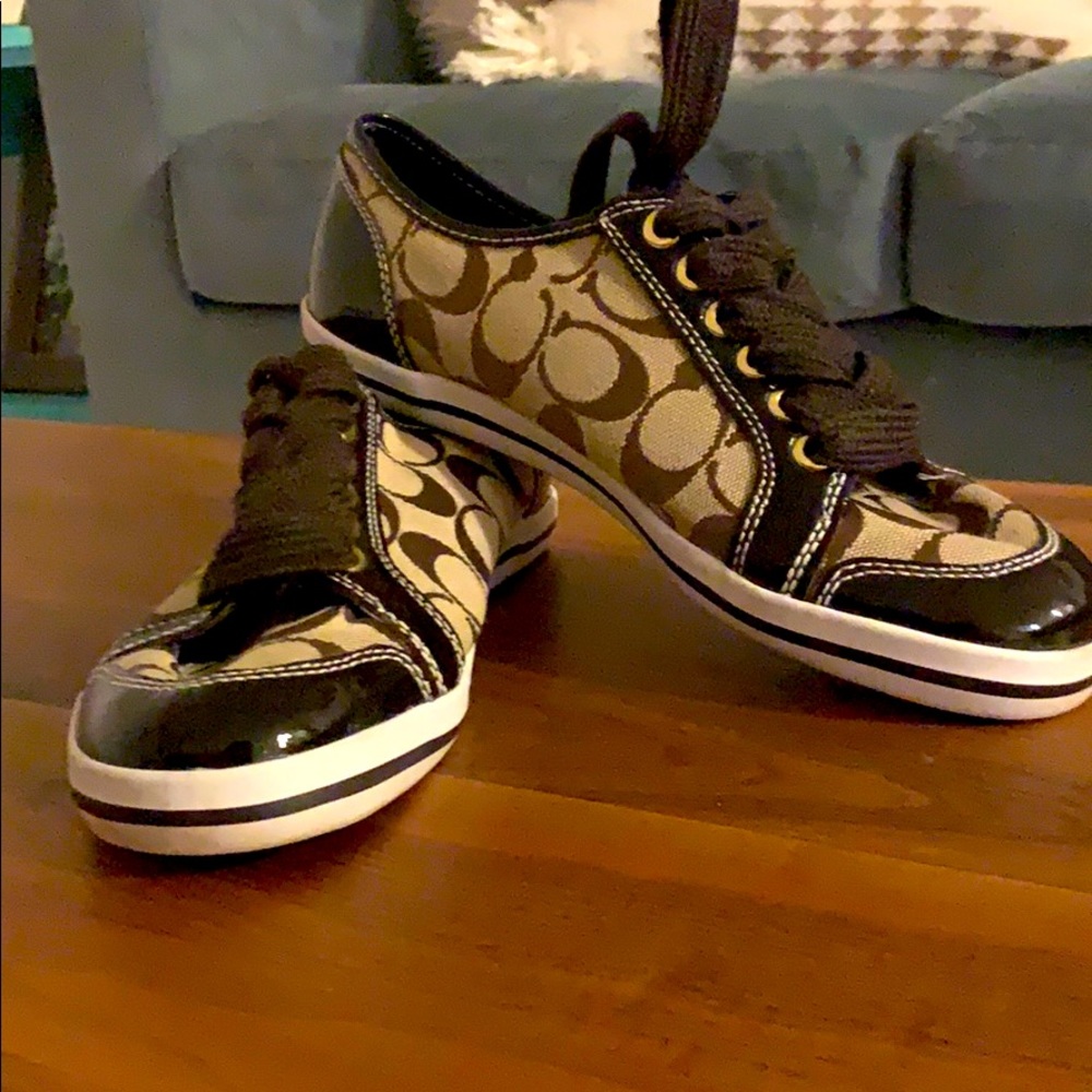 Coach shoes size 8